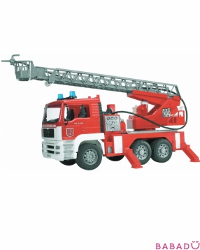 Пожарная машина с лестницей с модулем со световыми и звуковыми эффектами и красной каской MAN Bruder (Брудер)