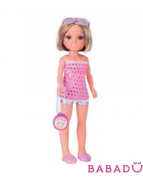 Кукла Нэнси с короткой стрижкой в розовом костюме Famosa (Фамоса)